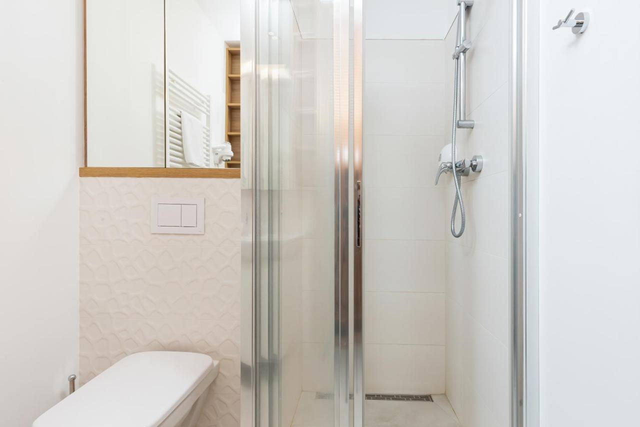 Business Wolska By Renters *