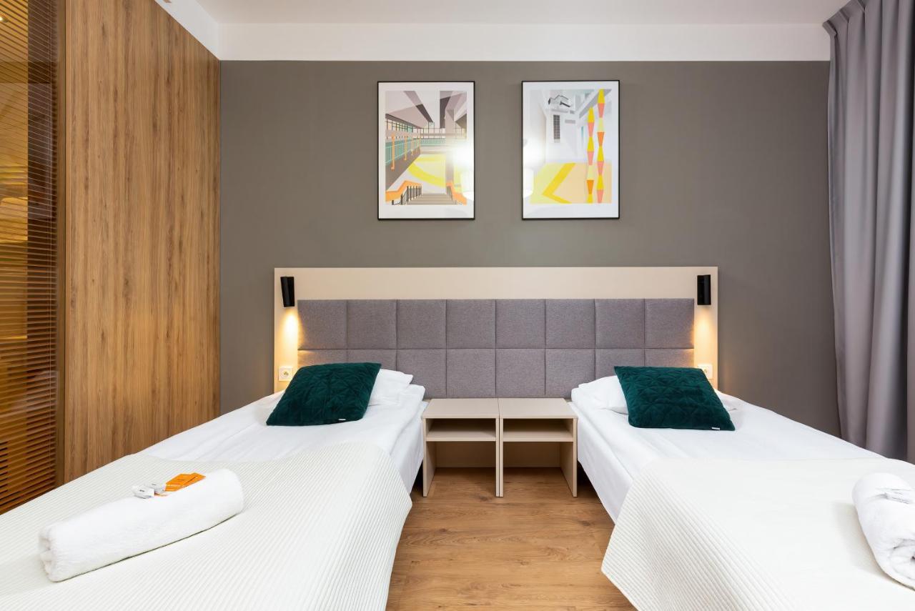 Business Wolska By Renters Apartament