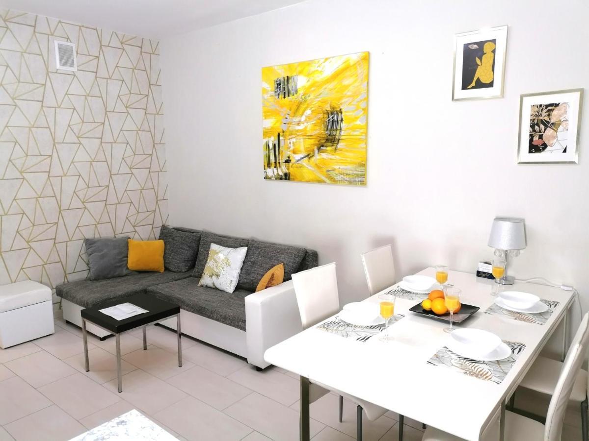Apartament Metro Wilson Warszawa