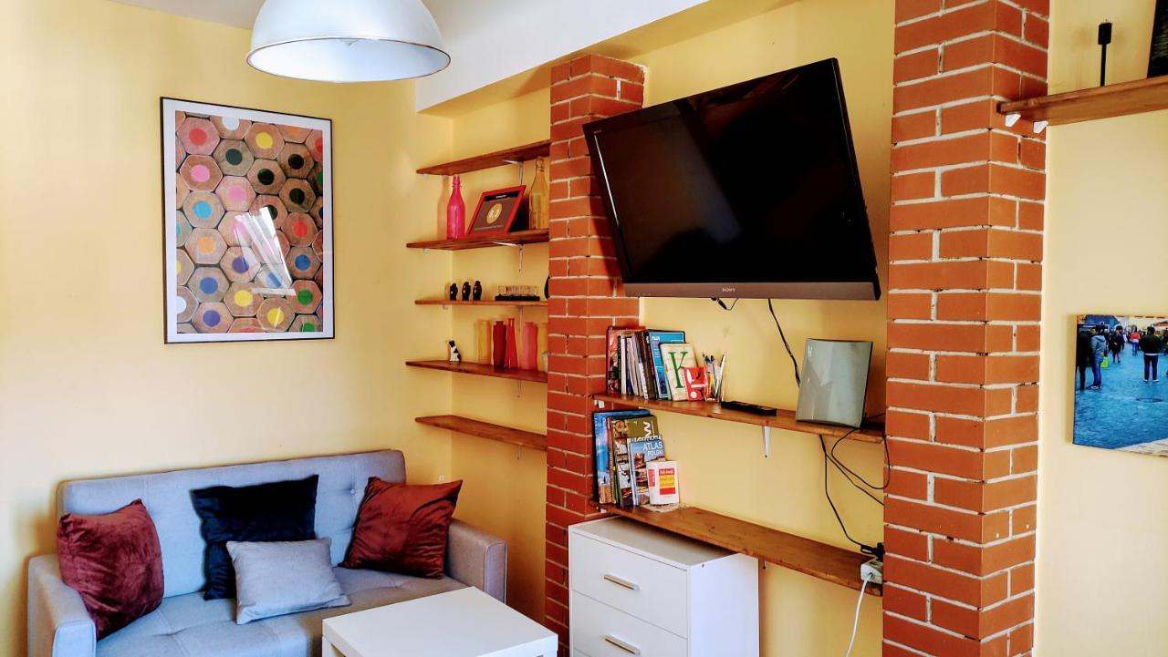 Apartament Rynek Starego Miasta Old Town Market Square - 2 Bedrooms *