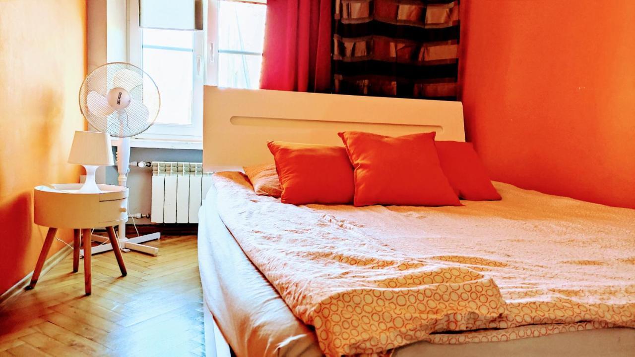 Apartament Rynek Starego Miasta Old Town Market Square - 2 Bedrooms *