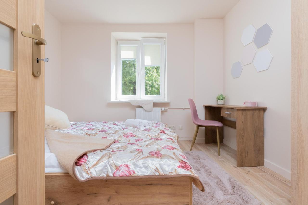 Apartment Mokotow Reytan By Renters *