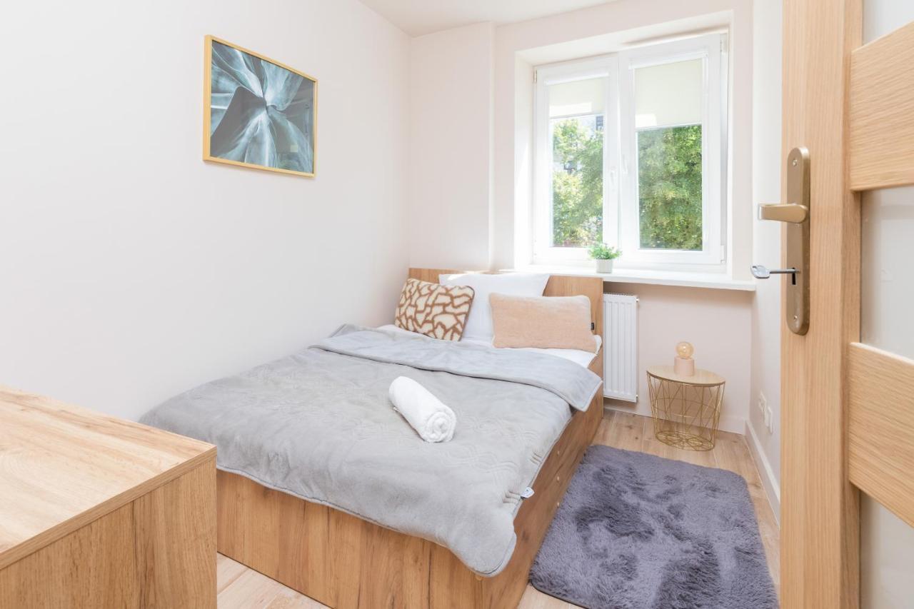 Mokotow Reytan By Renters Warsaw