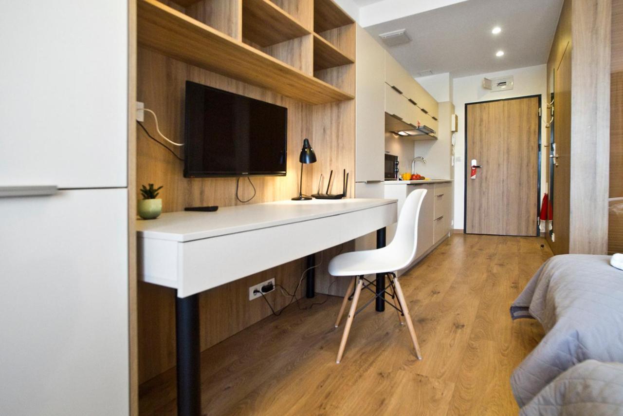Wolska Serviced Apartamento *