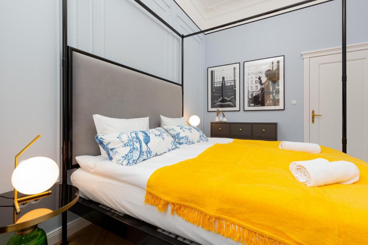 Apartment Lux Golden Praga Kepna By Renters Prestige *
