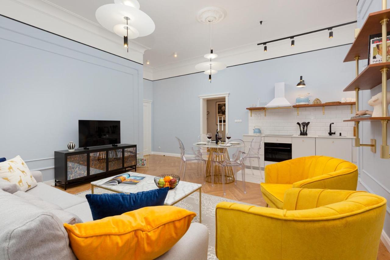 Lux Golden Praga Kepna By Renters Prestige * Warsaw