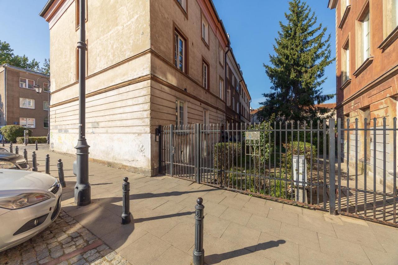 Old Town Velvet Studio * Warsaw