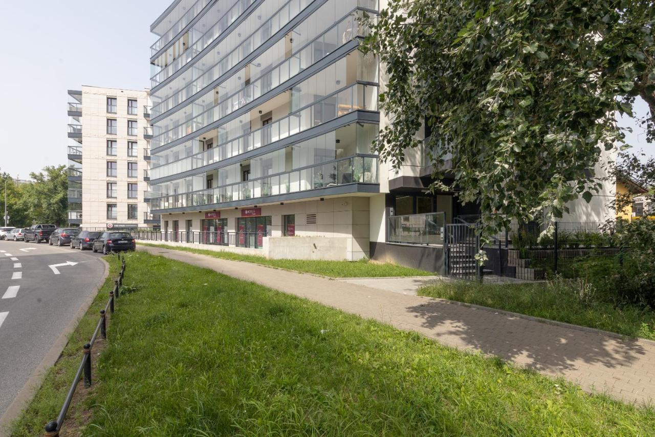 Metro Wilanowska Comfortable Apartment *