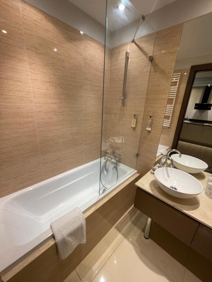 Lubmarex Apartaments - Platinum Apartaments * Warszawa