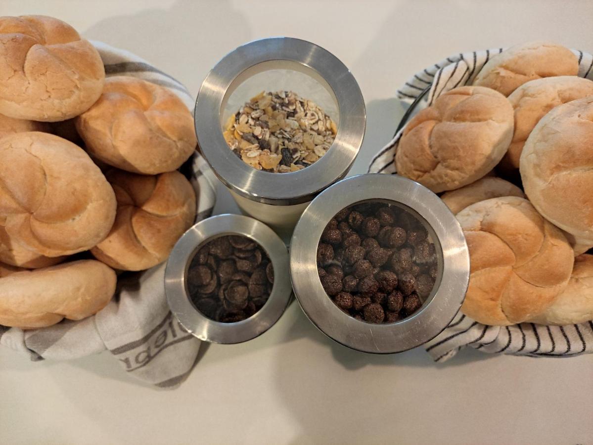 Helvetia - Private And Acomodação com café da manhã  *