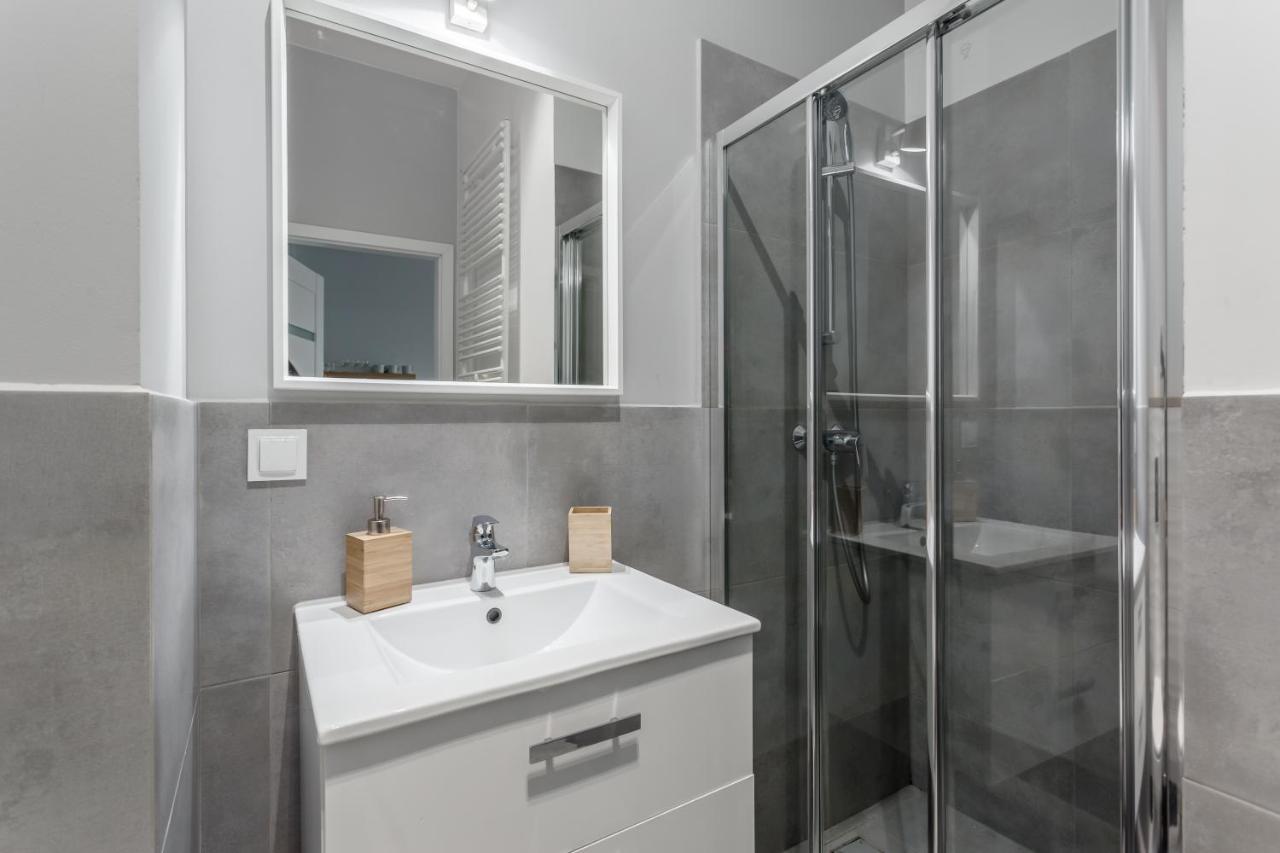 Travel Apartment *