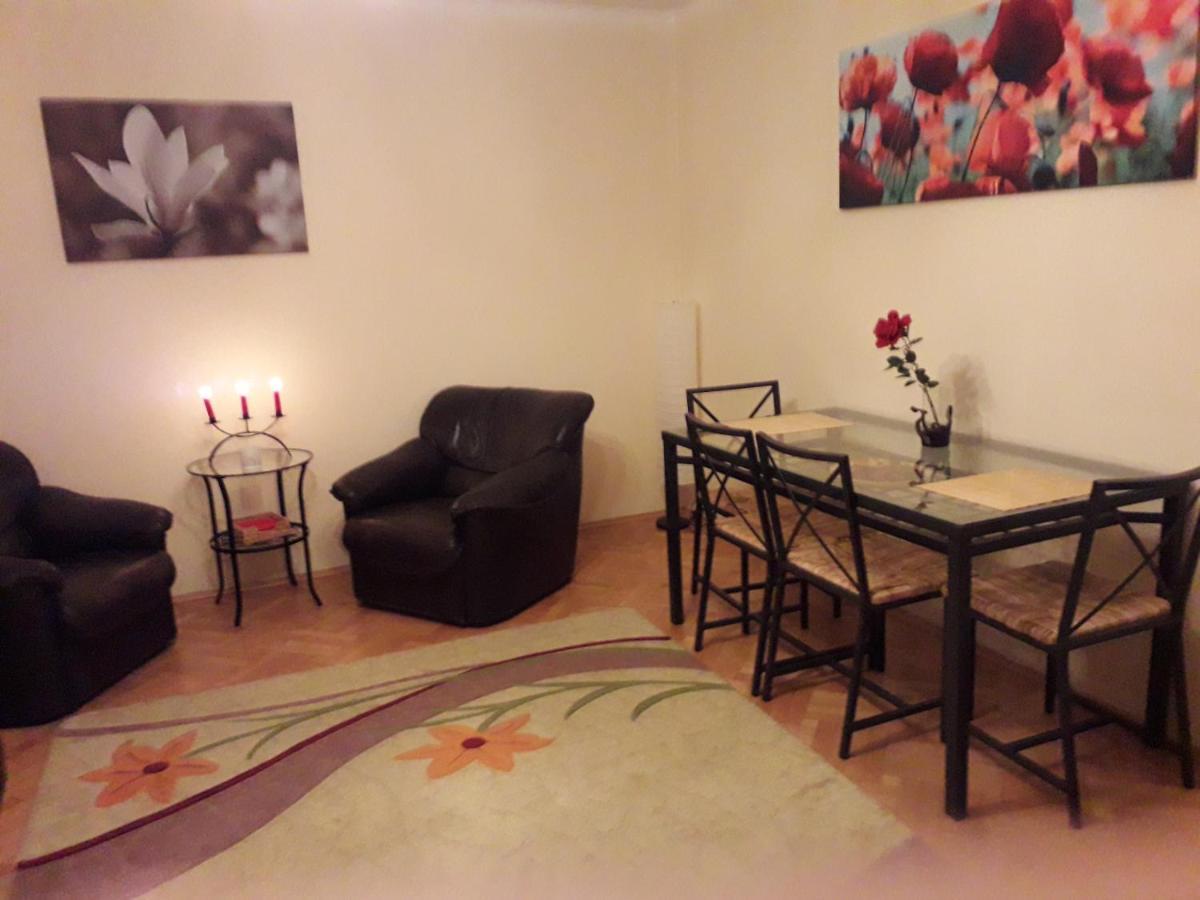 Seven Heaven Warsaw/siodme Niebo *