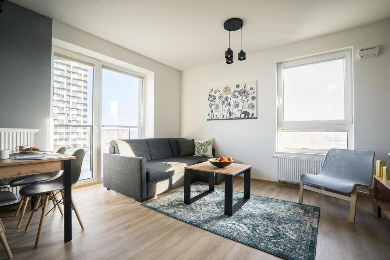 Bizapartments - Modern Flats With Parking Varsóvia