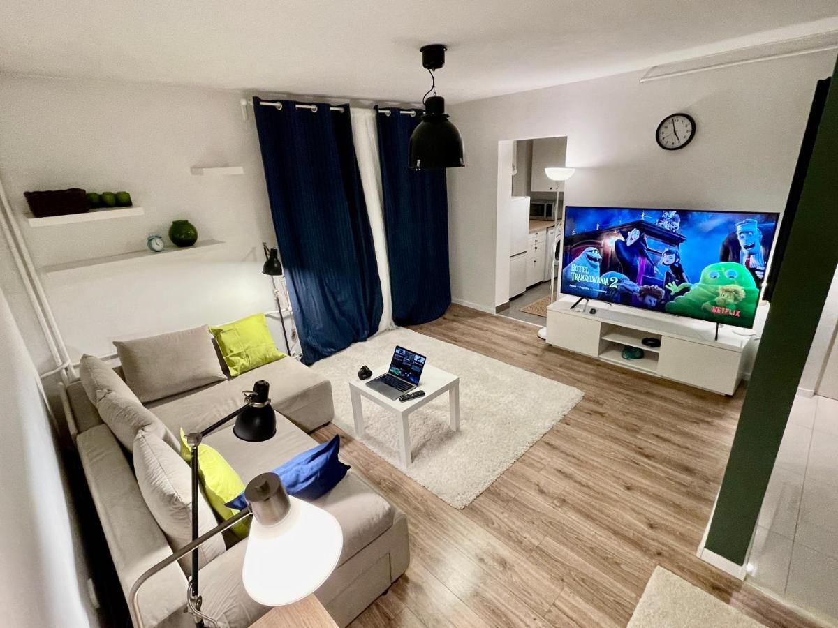 Metro Fast Wifi Tv'70 Netflix Hbo Appletv *