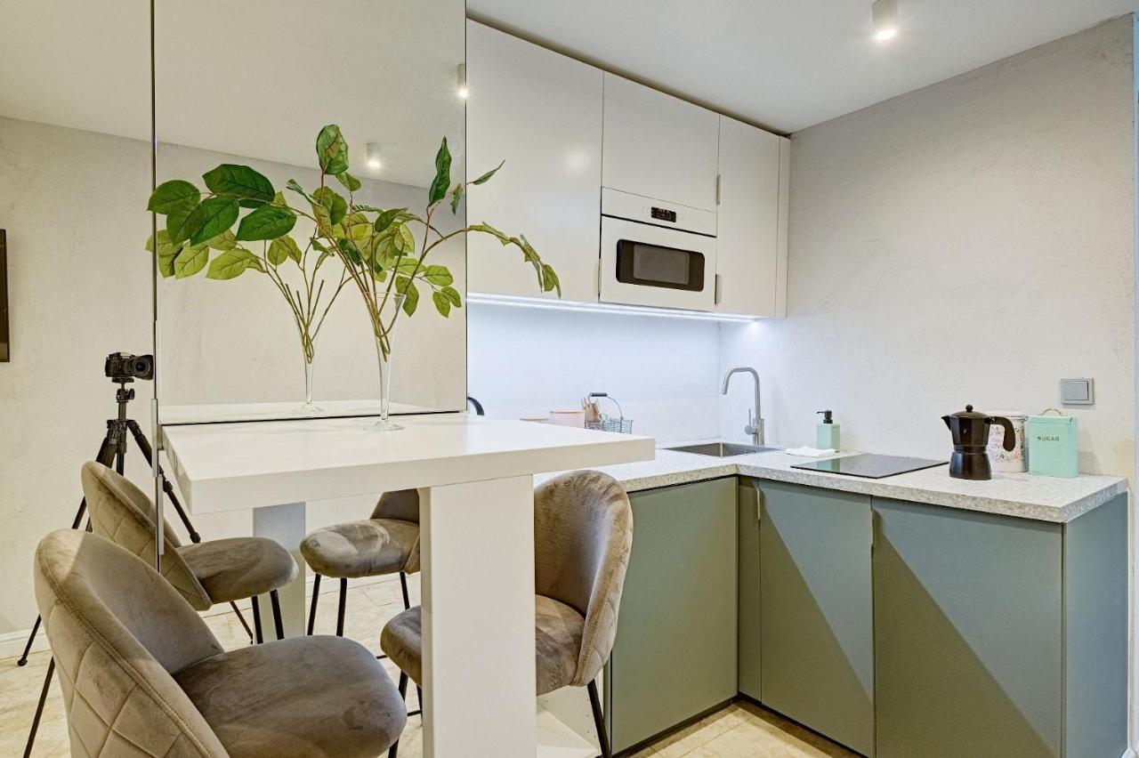 Apartment Lobby 55 - Ac And Smart Tv *