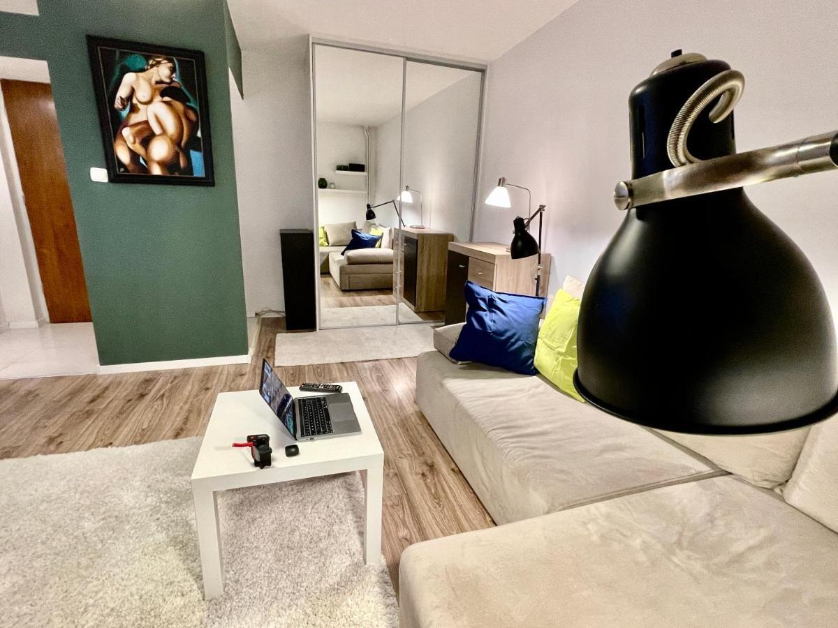 Metro Fast Wifi Tv'70 Netflix Hbo Appletv *