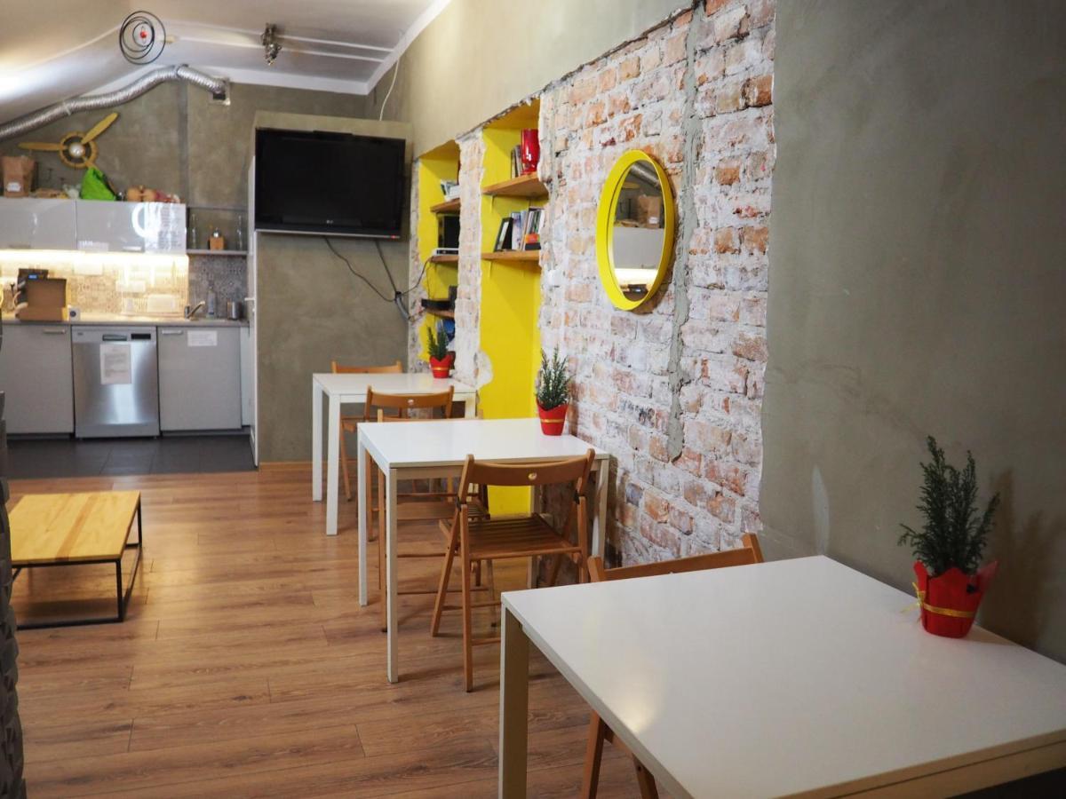Hostel New World St Hostel And Private Room *
