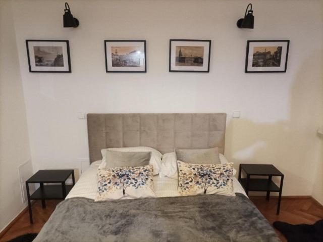 Old Town Velvet Studio * Warsaw