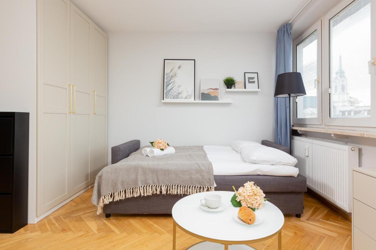 Old Town By Renters * Warsaw