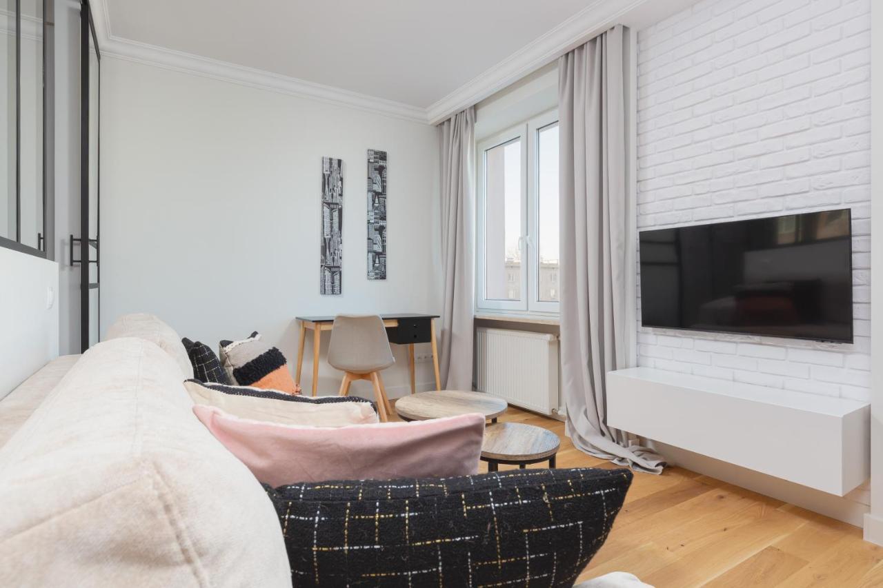 Białobrzeska Ochota By Renters Apartament