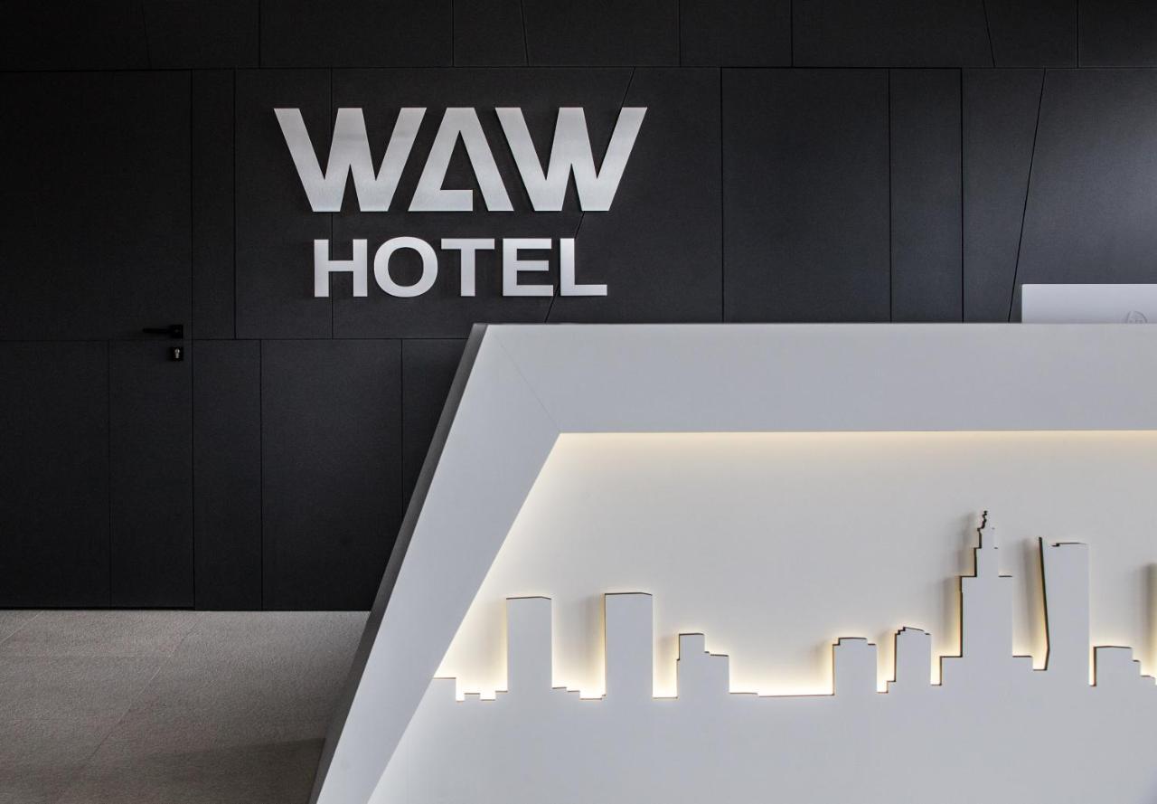 Waw Airport Okecie Khách sạn 2*