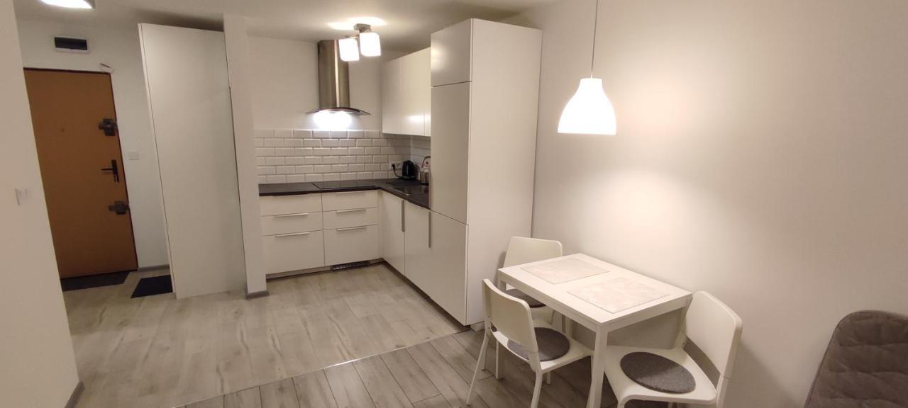Apartment Centrum - Metro Rondo Onz