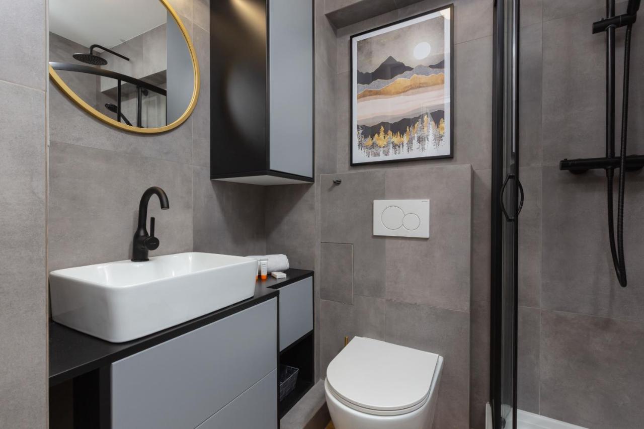 Center Near The Vistula By Renters Apartament