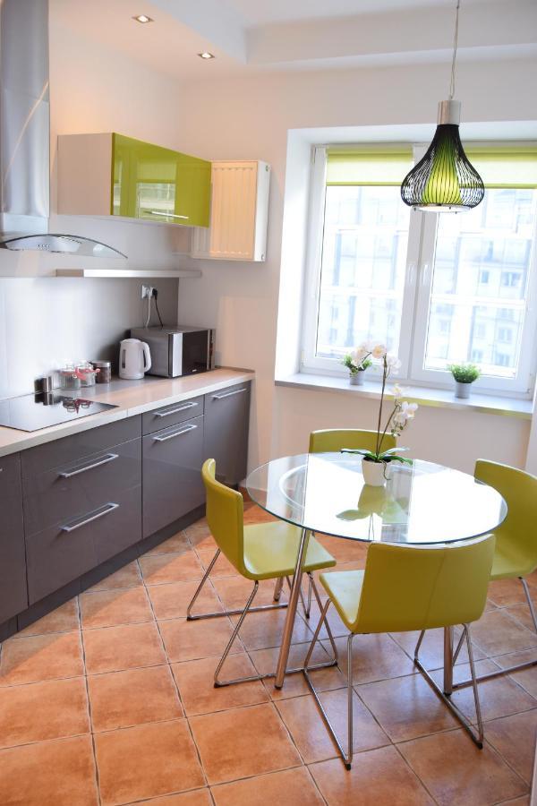 Apartment Be My Guest - Krucza Elegant - Rondo De Gaulle'a Center Of Metro Wi-fi Breakfast Warschau