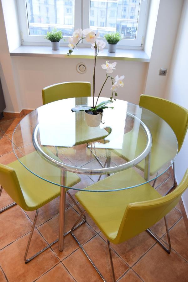 Be My Guest - Krucza Elegant - Rondo De Gaulle'a Center Of Metro Wi-fi Breakfast * Warschau