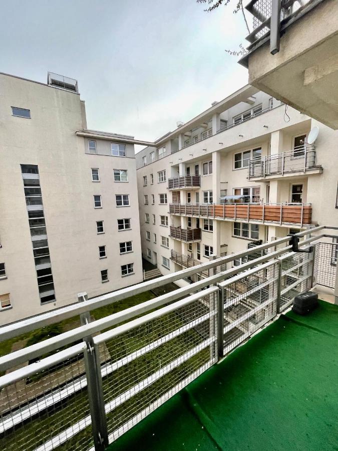 Apartment New Hala Wifi 70'tv Netflix Hbo Max Applettv+