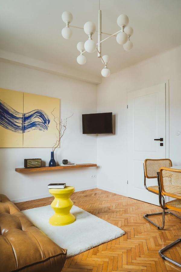 Concierge Eclectic Design Apartment *
