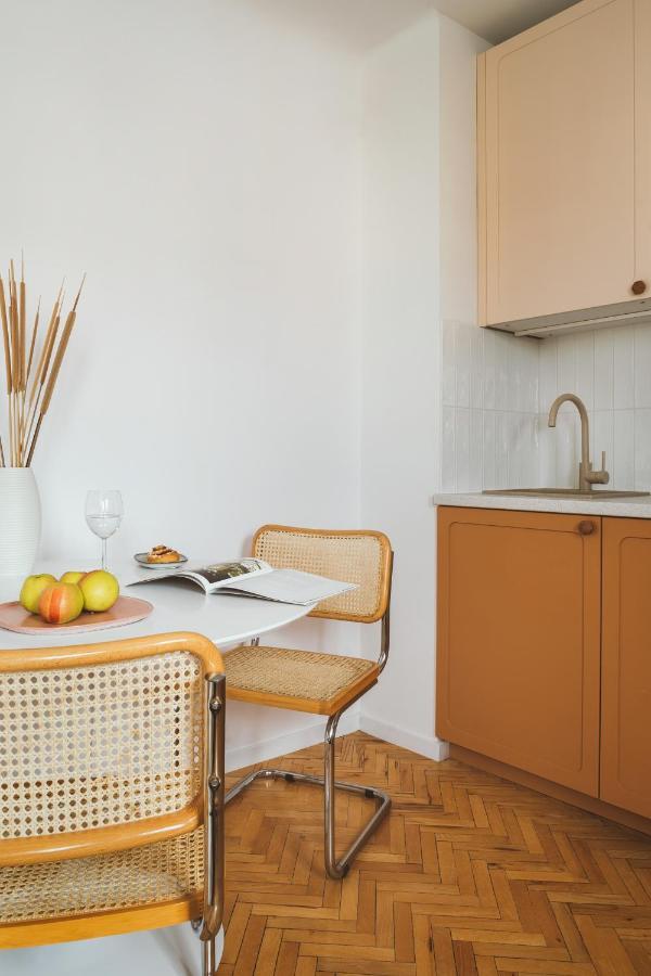Concierge Eclectic Design Apartment