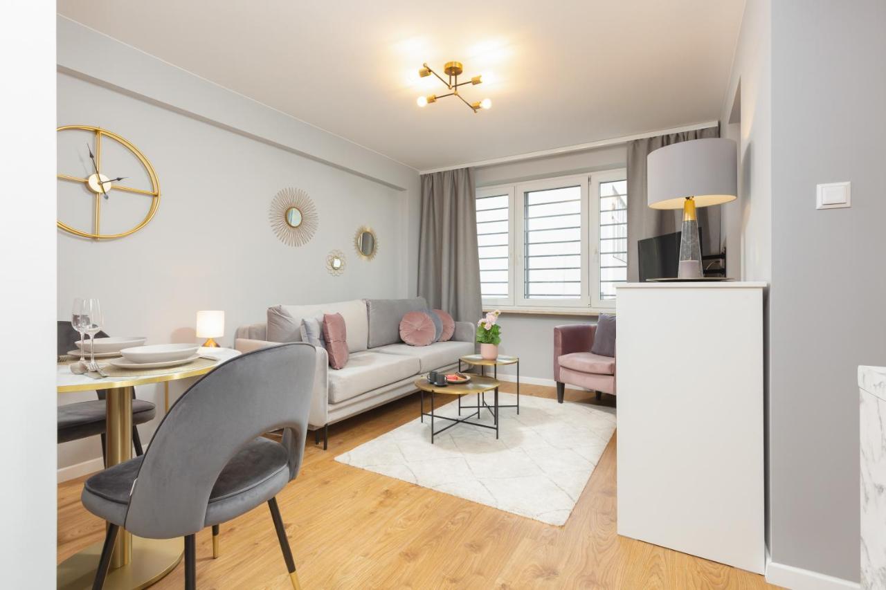 Center Near The Vistula By Renters * Warszawa