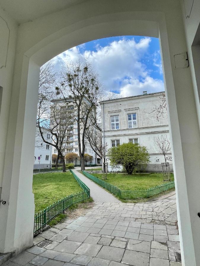 New Hala Wifi 70'tv Netflix Hbo Max Applettv+ Apartment Warsaw