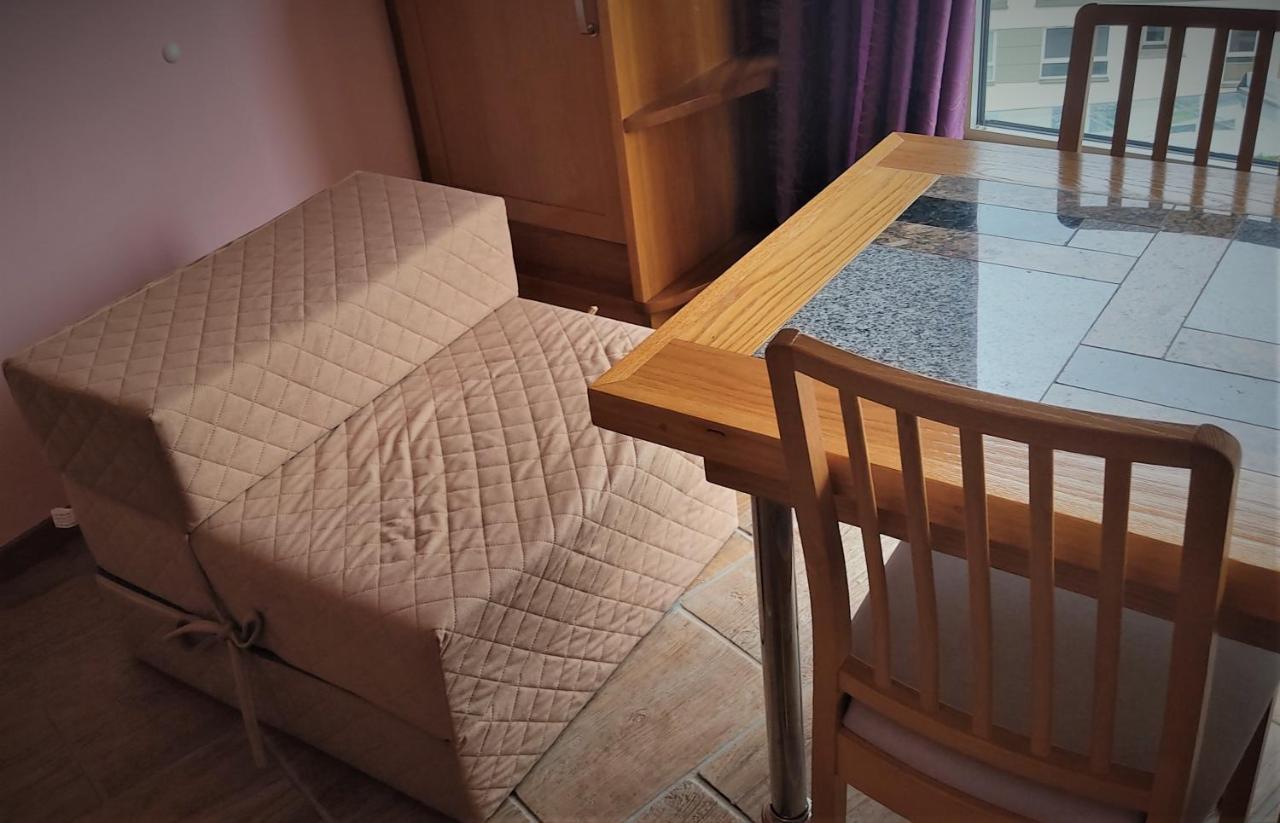 Apartment 3 *