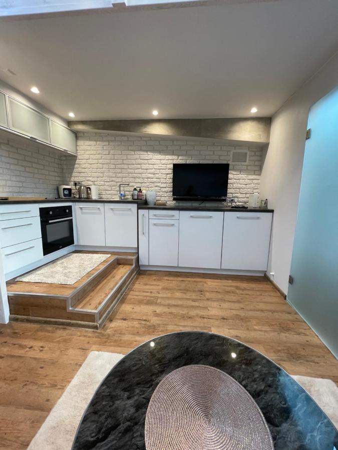 Apartment Warynskiego 9: Panorama Smart Warsaw