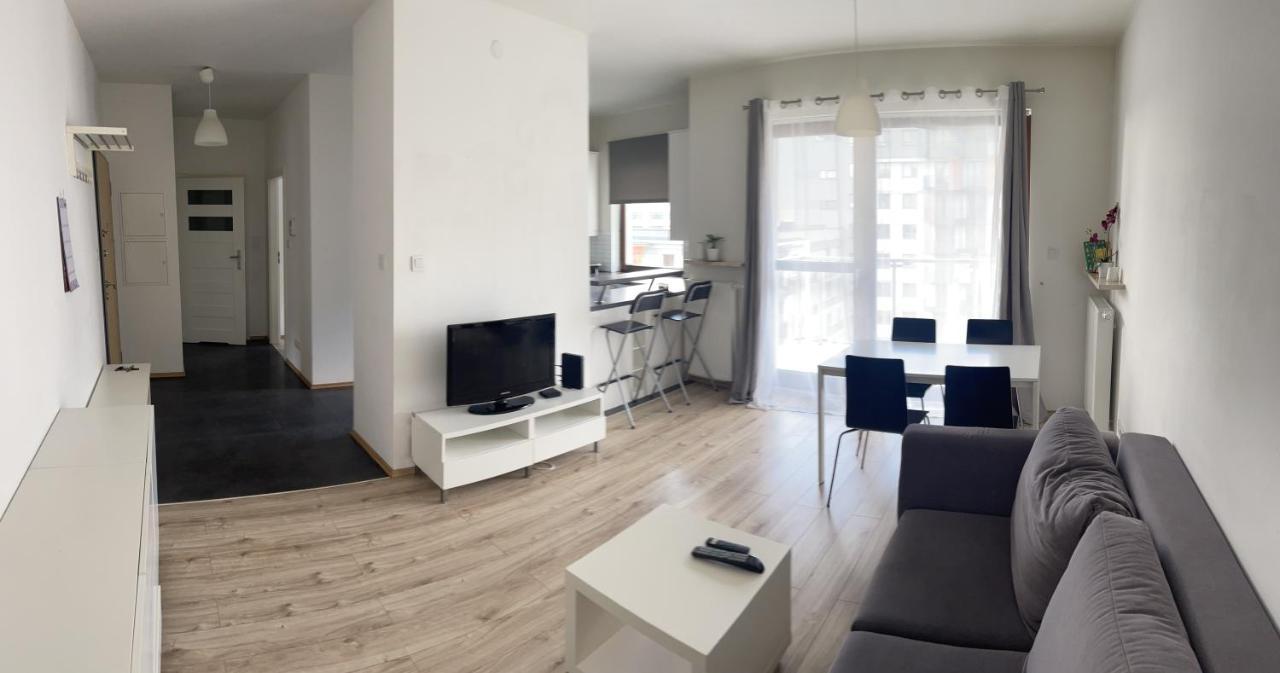Căn hộ Apartament Obrzezna Airport Warsaw