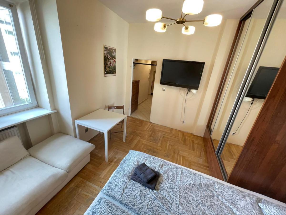 Your Powisle Fabryczna Apartamento *