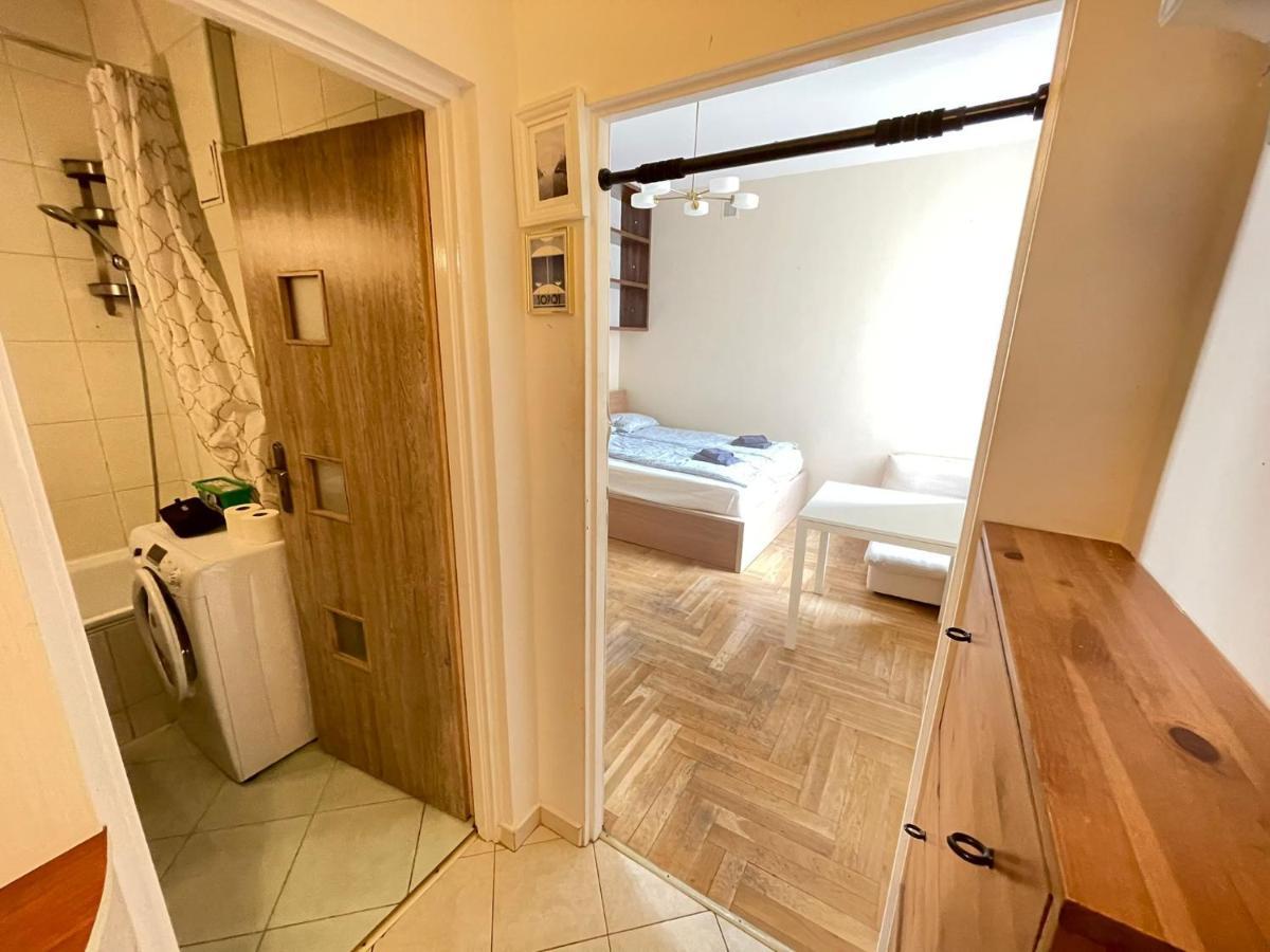 Your Powisle Fabryczna Apartamento