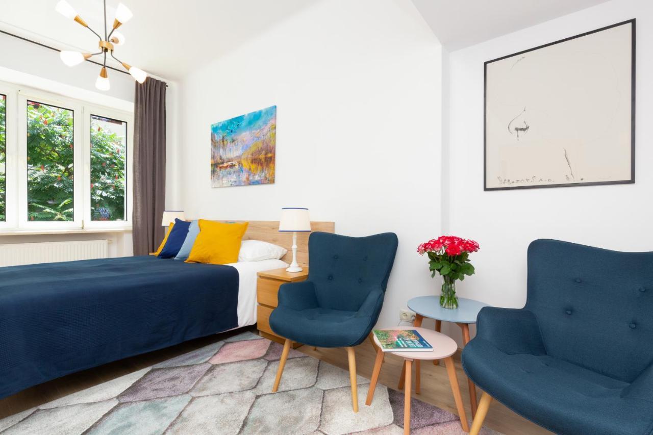 Mokotow Odolanska By Renters * Warsaw