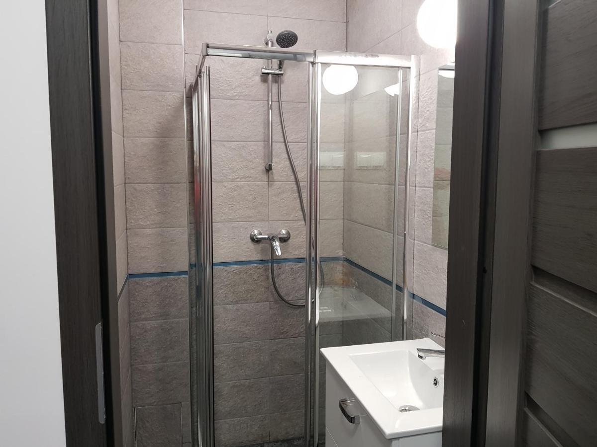 Homestay Mirrorroom Pl Airport *