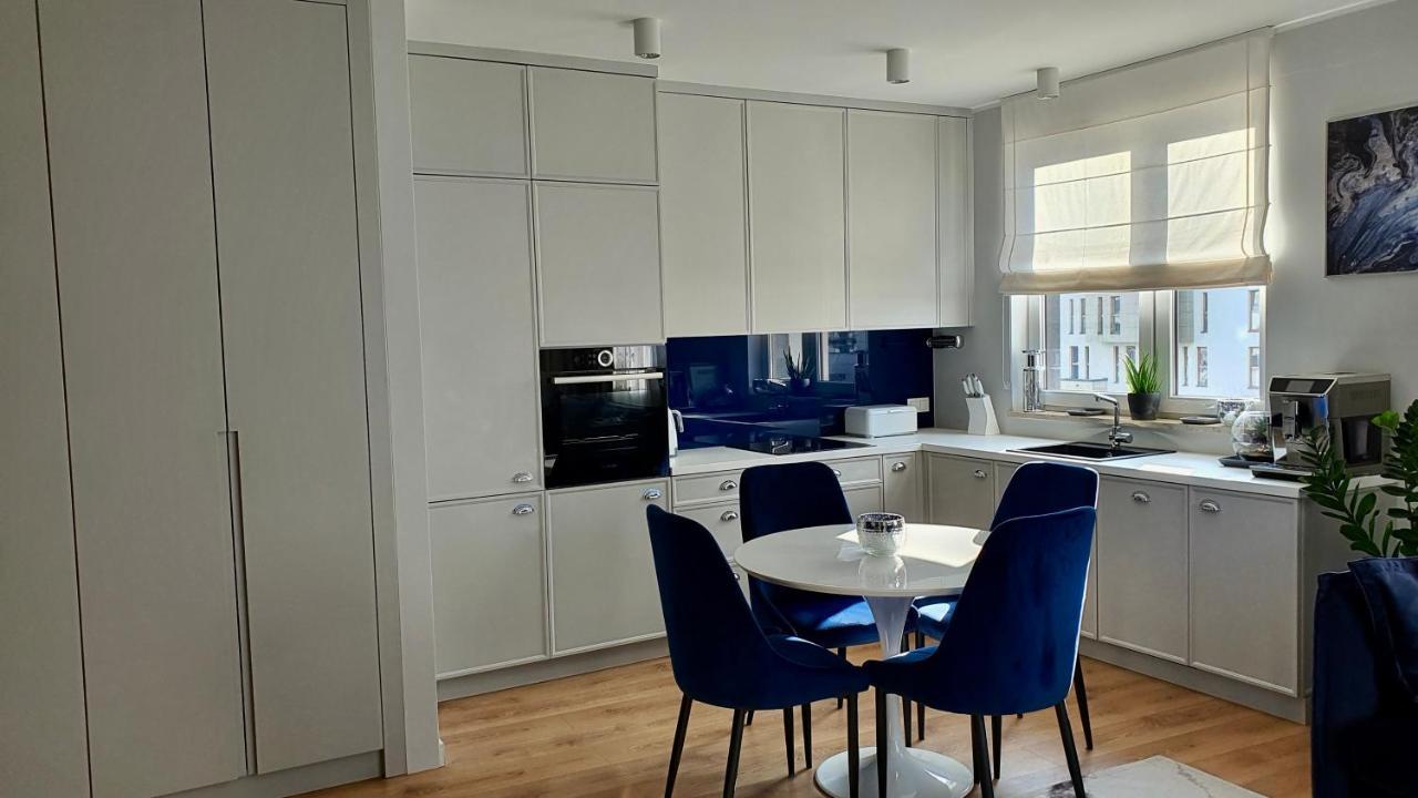Apartment Madost Mokotow 54 M2 Airport Chopin & Buisness