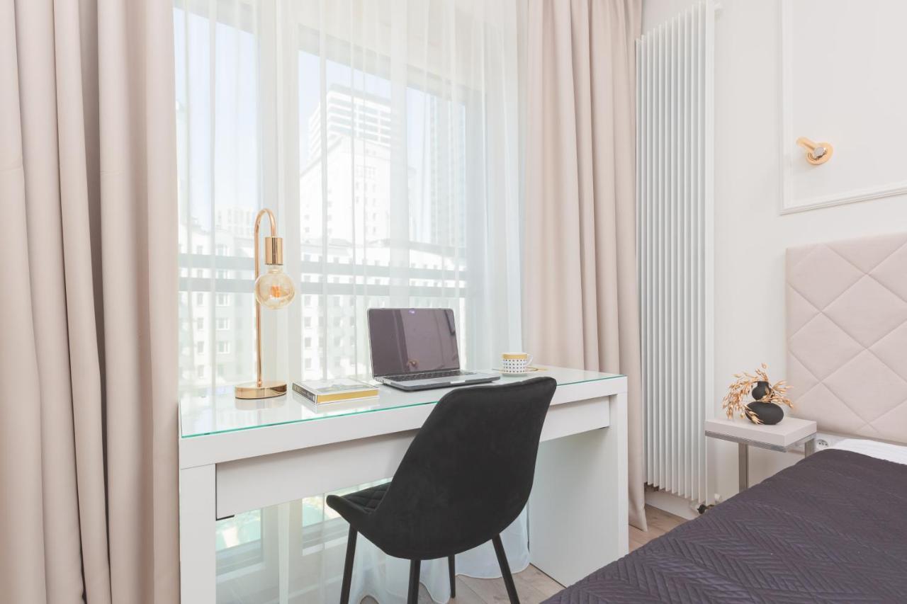 Mennica By Renters Prestige Căn hộ