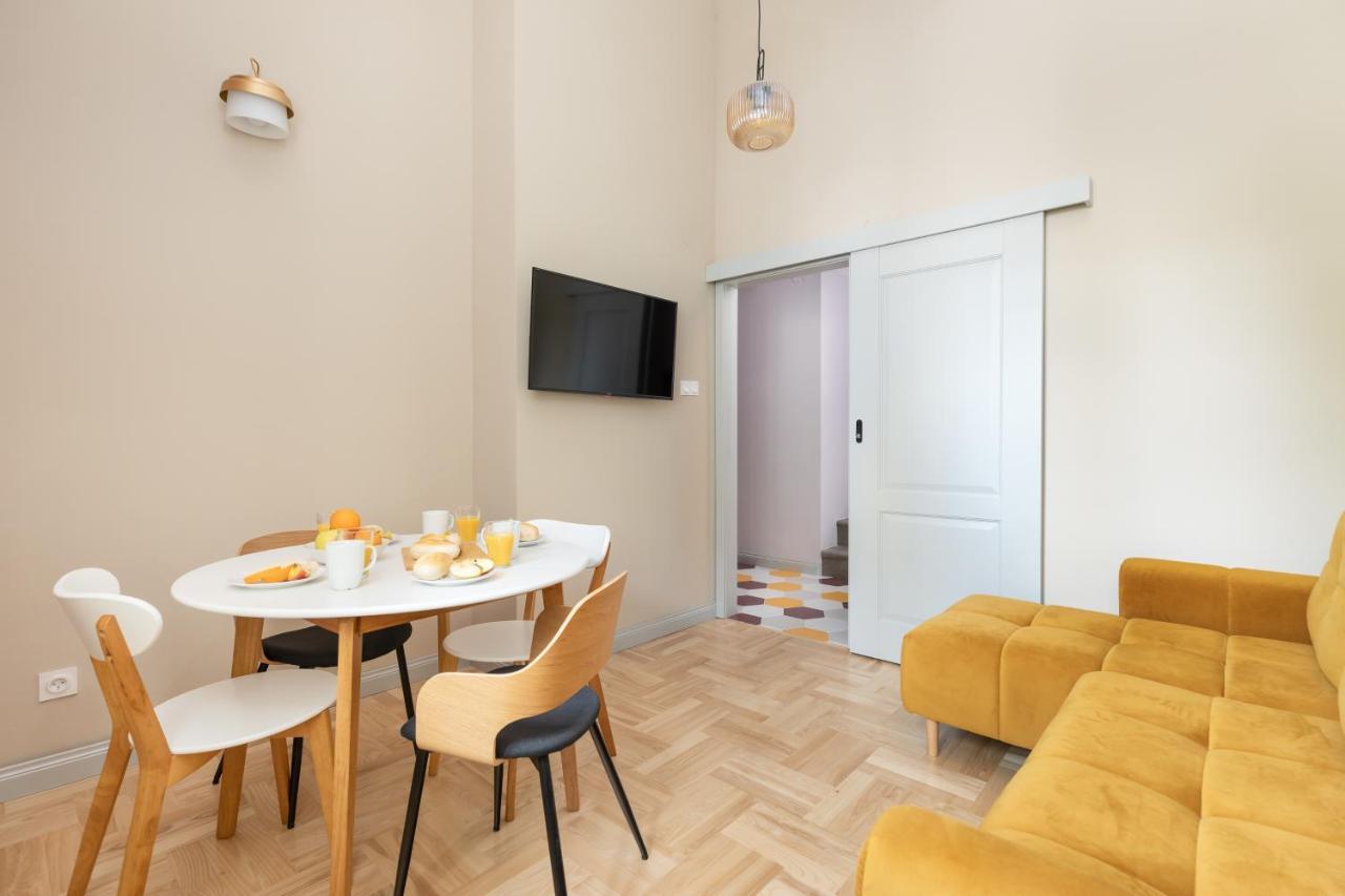 Rent Like - Krakowskie Przedmiescie 12 Ii Apartment