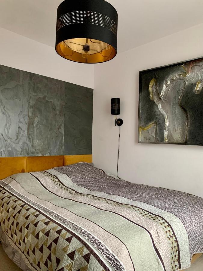 Perfect Location Two Bedrooms With Balkony Apartamento *