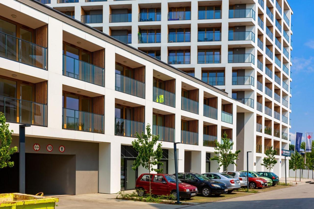 Praga Kokoryczki With Parking By Renters Apartment *
