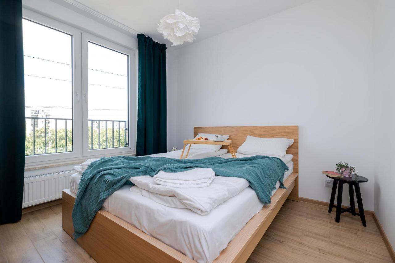 Shortstaypoland Pileckiego *