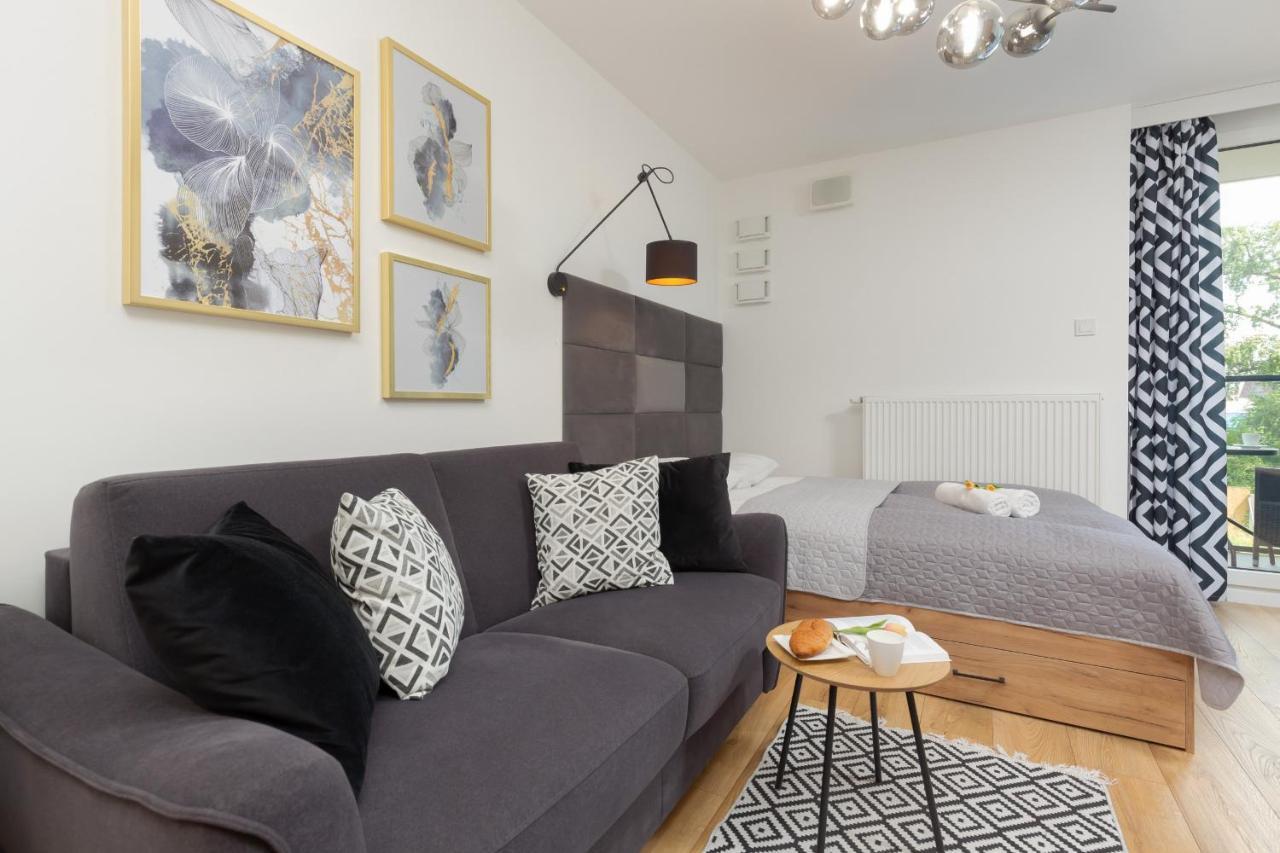 Praga Kokoryczki With Parking By Renters Apartament *