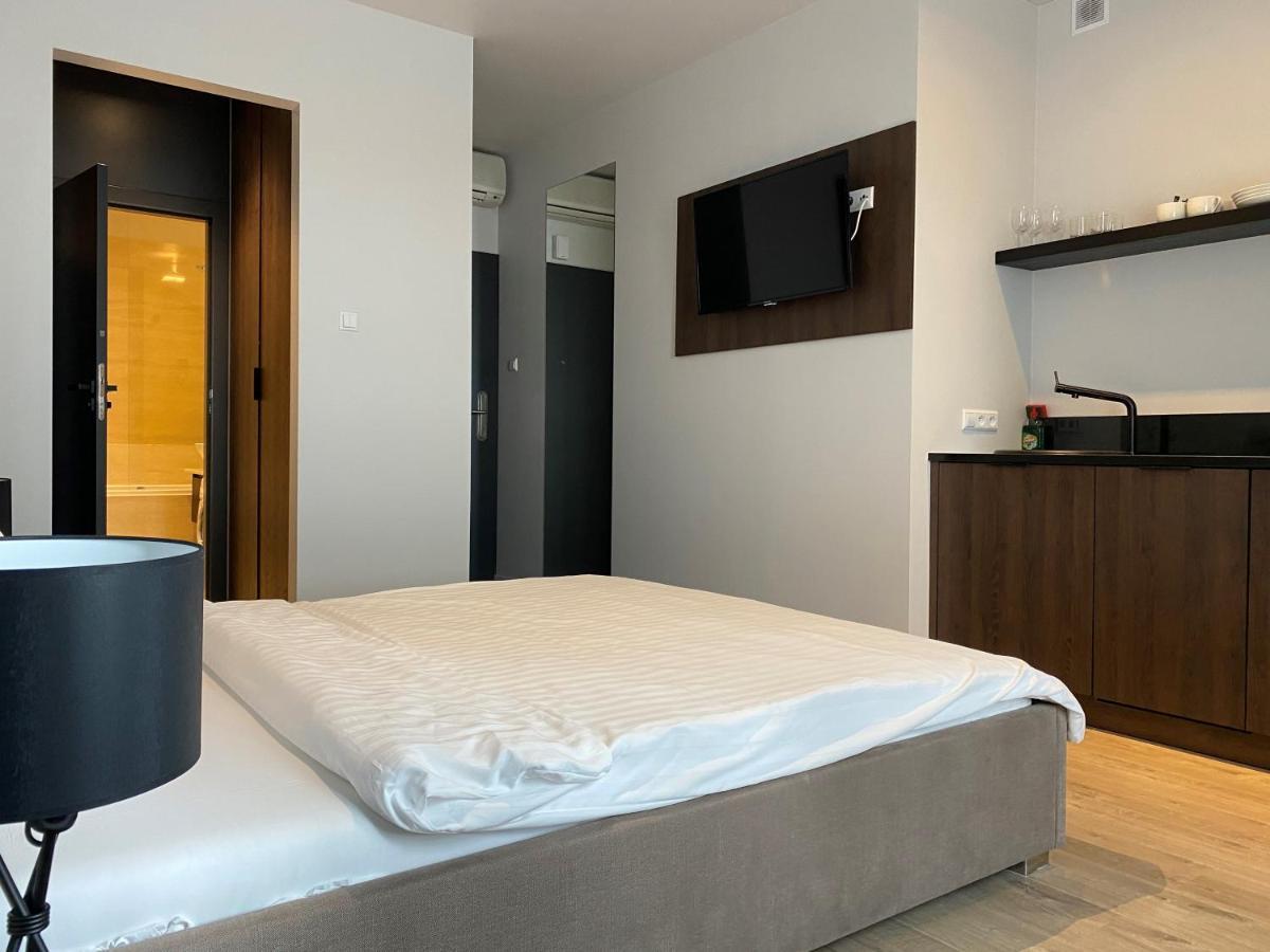 Platinum Aparthotel