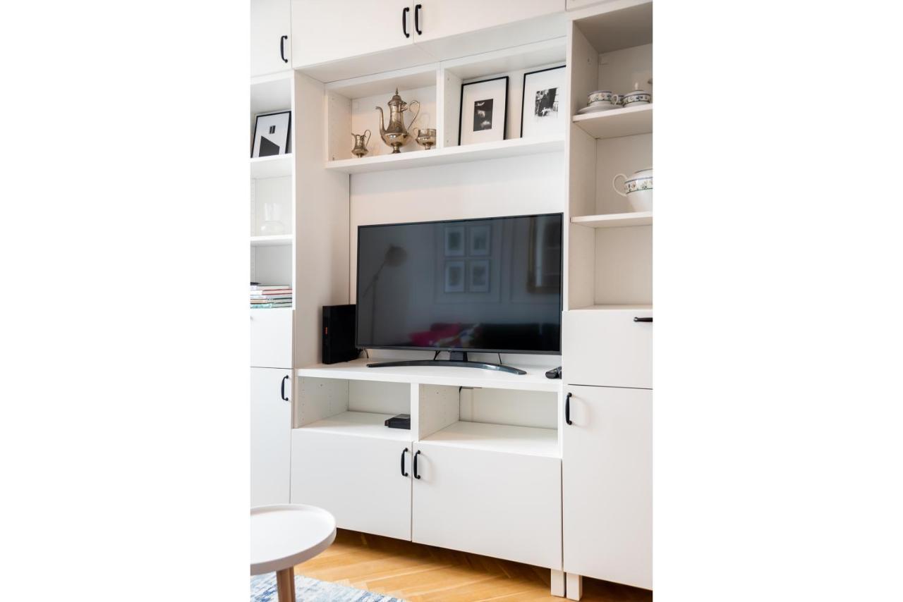 Chłodna Innovative Apartament Warszawa